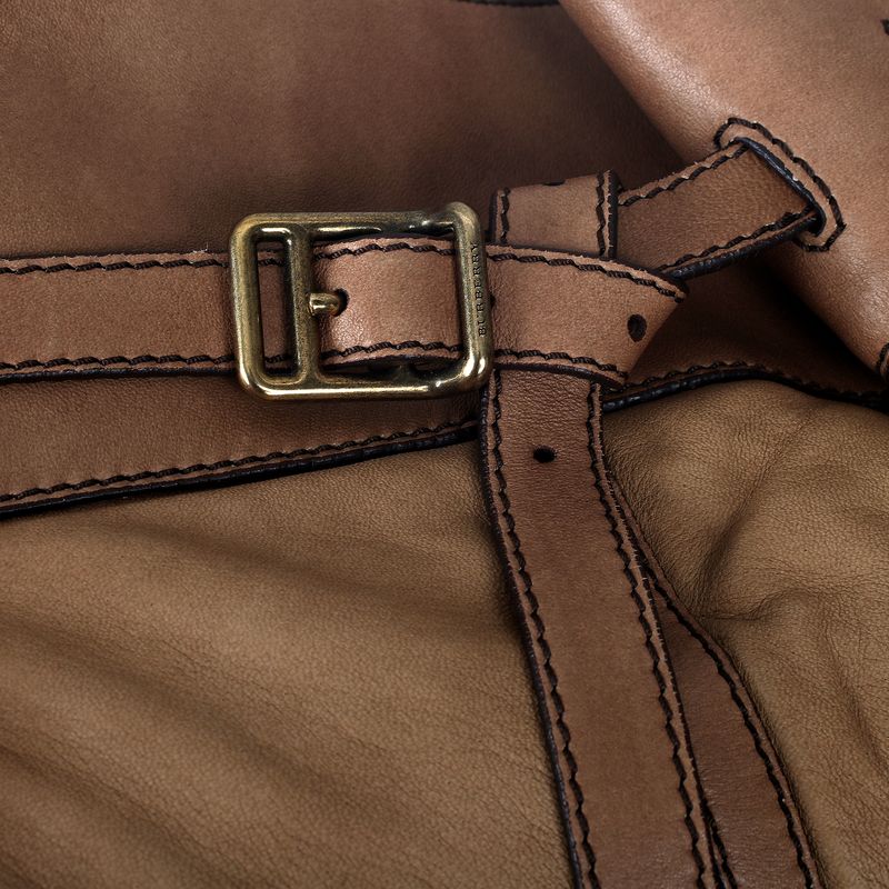 Bolsa-Burberry-Easton-Belted-Hobo-Bege