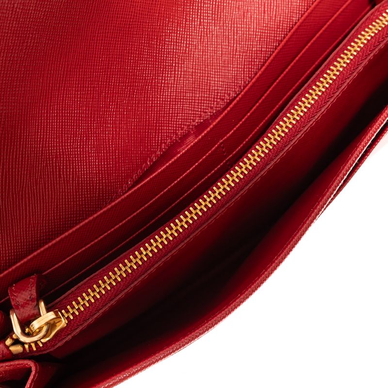 Carteira-Prada-Com-Alca-Saffiano-Vermelho-