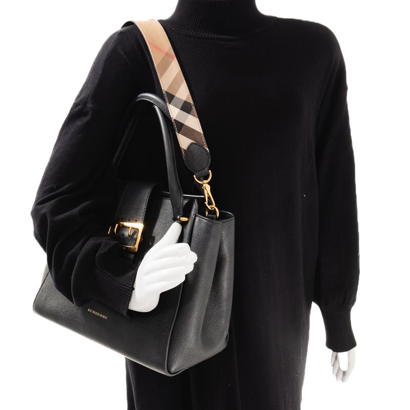 Bolsa-Burberry-Fivela-Couro-Preto