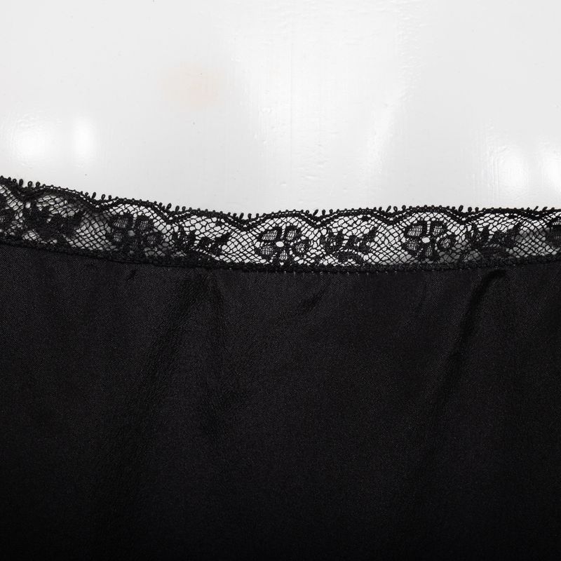 Vestido-Prada-Plumas-Seda-Preto