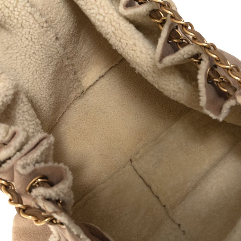 Bolsa-Chanel-Camurca-Bege