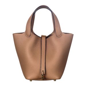 Bolsa Hermès Picotin Lock 18 Couro Bege