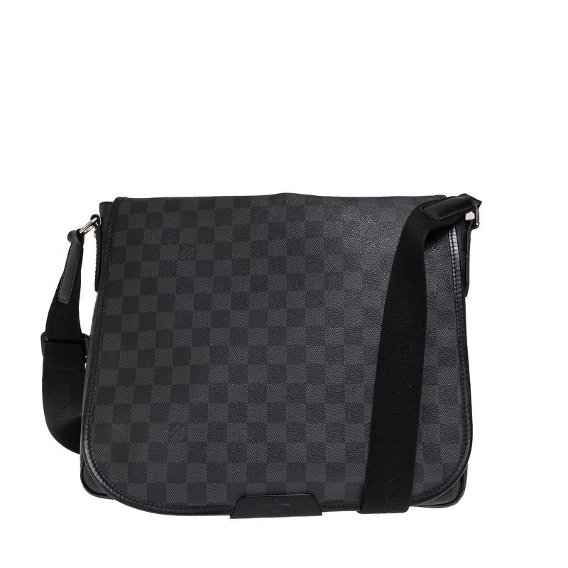 Bolsa-Louis-Vuitton-Messenger-District-Damier-Graphite