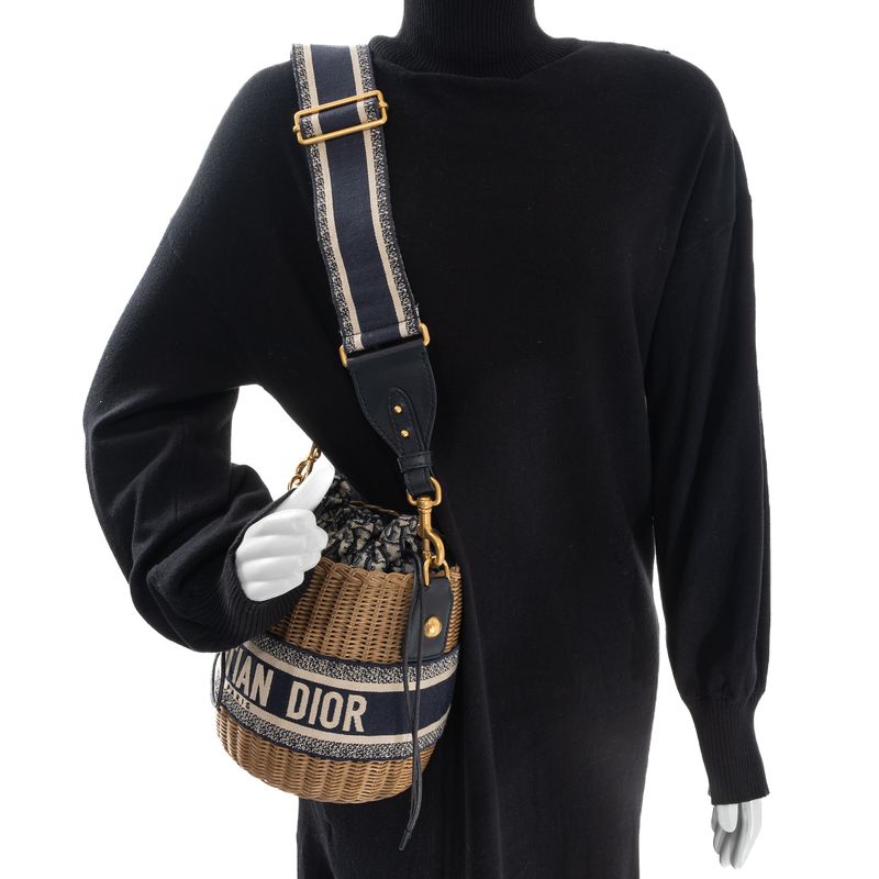 Bolsa-Christian-Dior-Oblique-Wicker-Basket-Monograma
