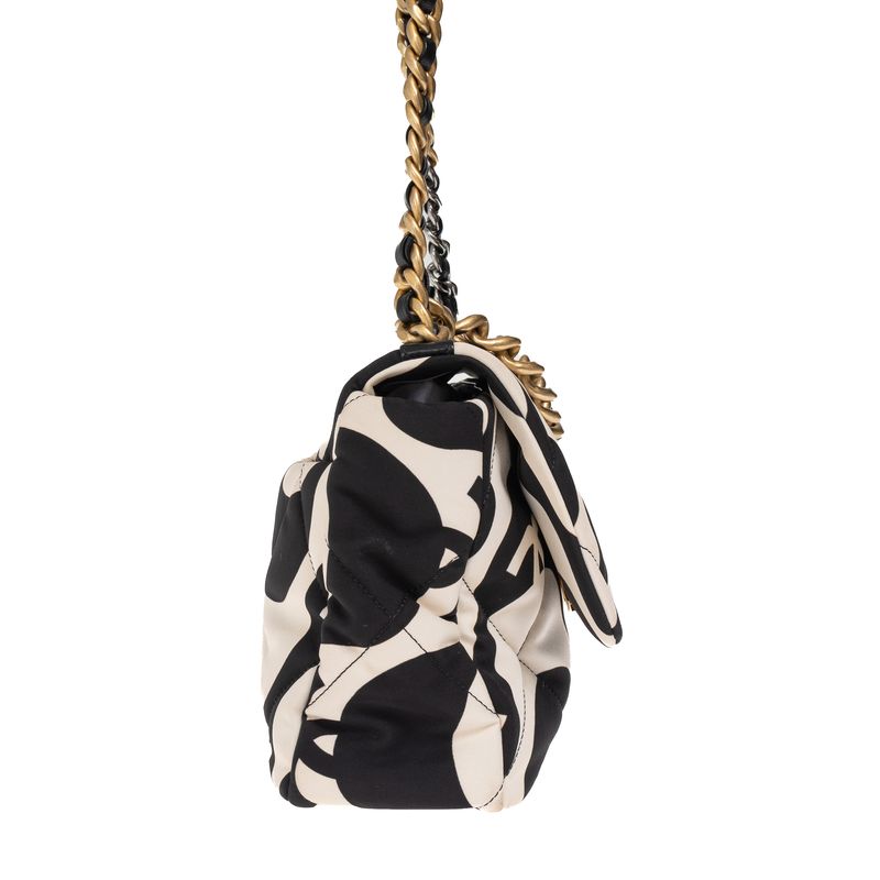 Bolsa-Chanel-19-Flap-Copacabana-