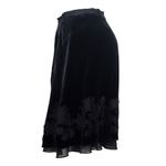 Saia-Veludo-Preto-e-Bordado-