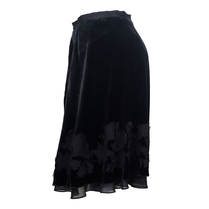 Saia-Veludo-Preto-e-Bordado-