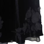 Saia-Veludo-Preto-e-Bordado-