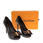 75565-Peep-Toe-Louis-Vuitton-Laco-Verniz-Marrom-verso