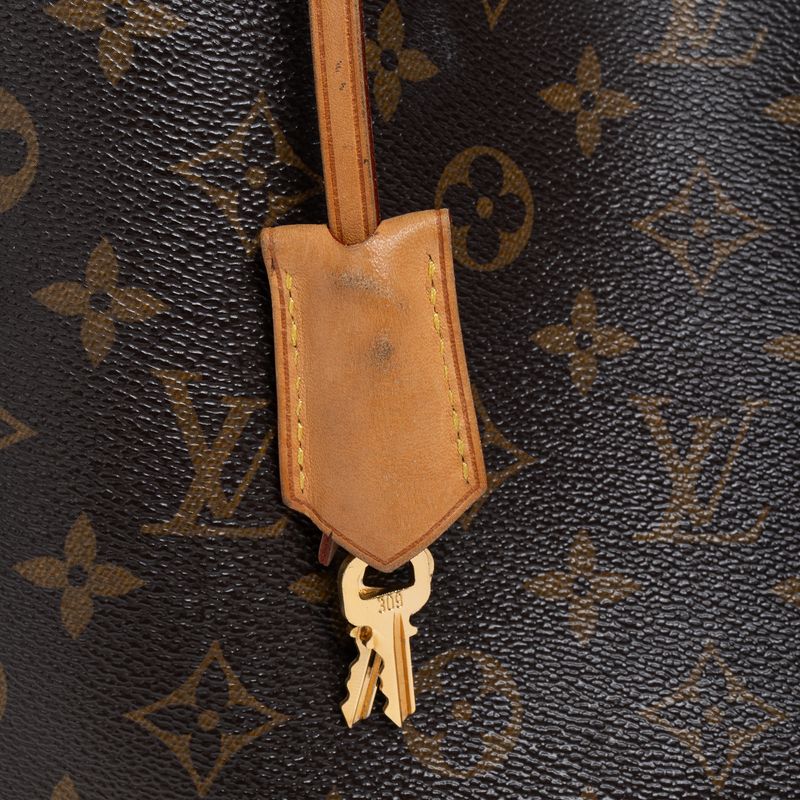 Bolsa-Louis-Vuitton-Montaigne-MM-Monogram