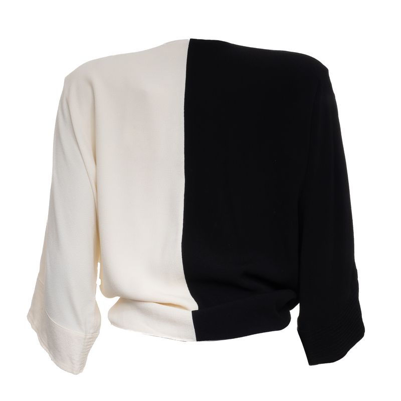 Blusa-Cris-Barros-Transpassada-Preta-e-Branca