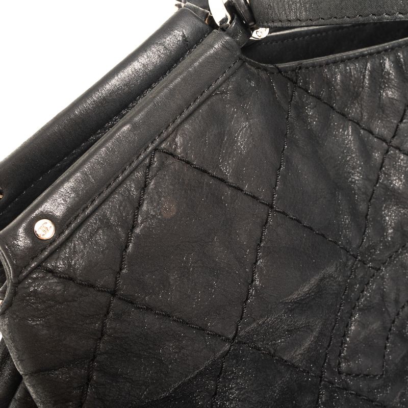 Bolsa-Chanel-Sea-Hit-Tote-Iridescent-Preta