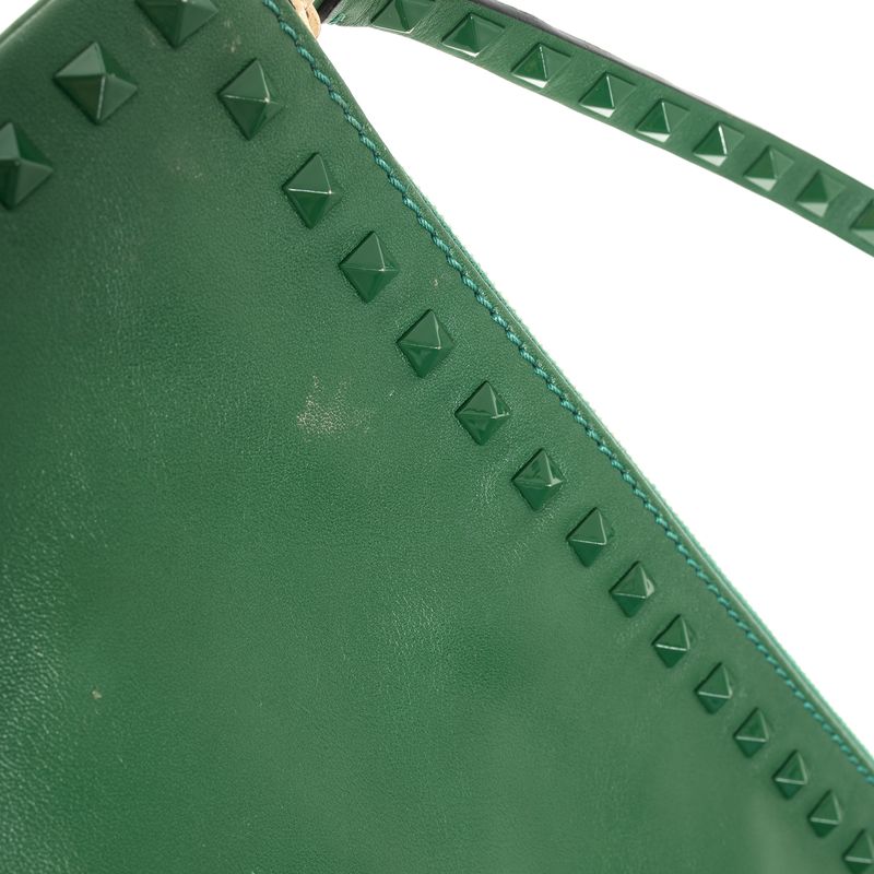 Bolsa-Clutch-Valentino-Garavani-Rockstud-Couro-Verde