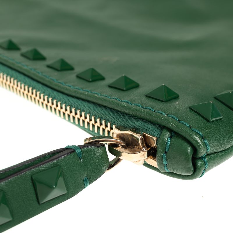 Bolsa-Clutch-Valentino-Garavani-Rockstud-Couro-Verde