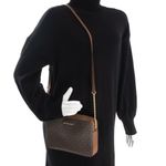 Bolsa-Michael-Kors-Transversal-Monograma-Marrom