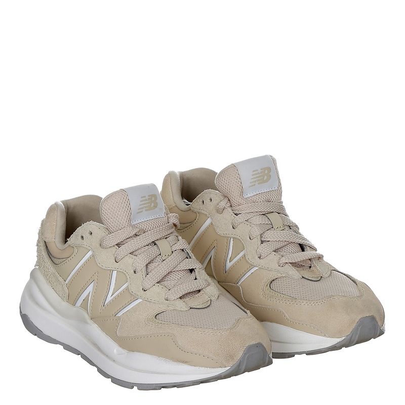83933-Tenis-New-Balance-5740-Bege-verso