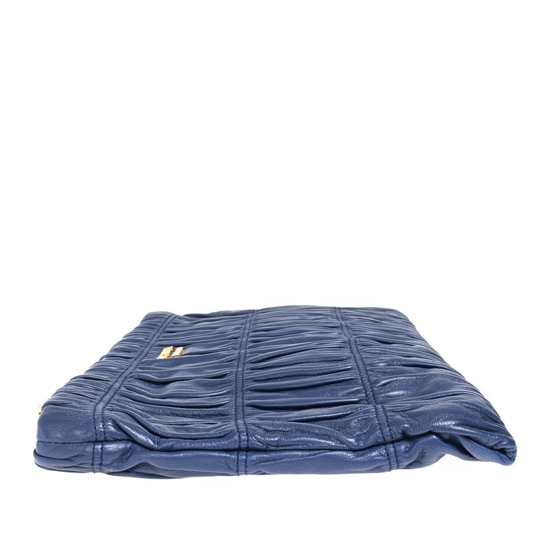 Bolsa-Clutch-Prada-Gaufre-Couro-Azul