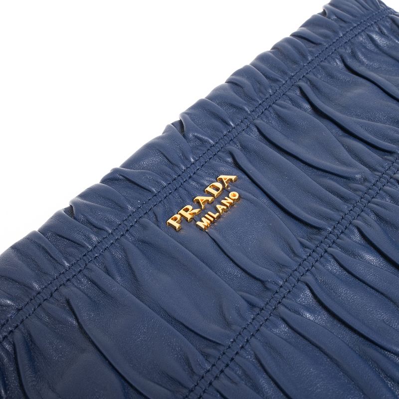 Bolsa-Clutch-Prada-Gaufre-Couro-Azul