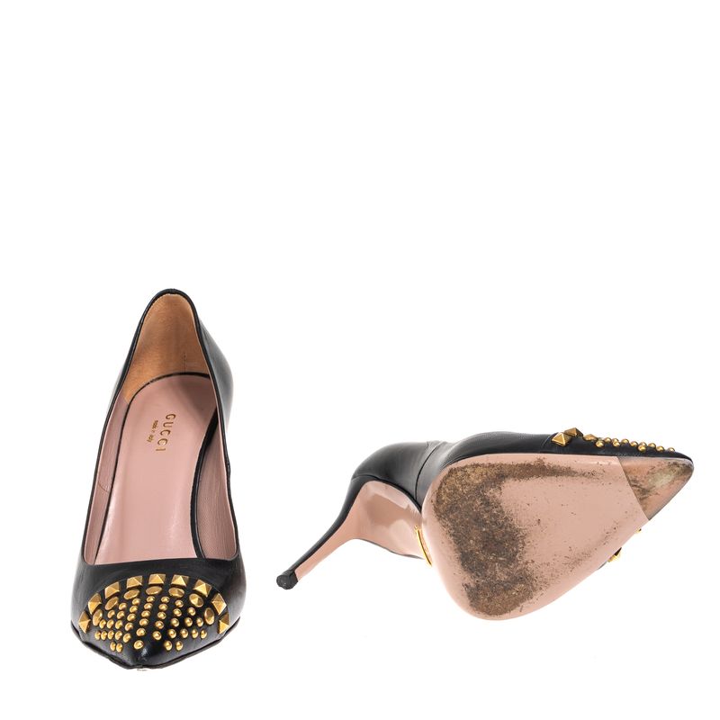 Scarpin-Gucci-Studs-Couro-Preto