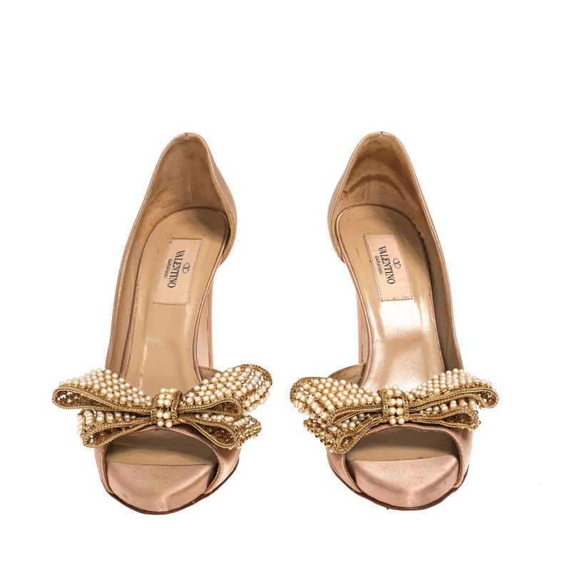 Peep-Toe-Valentino-Garavani-Laco-Perolas-Bege
