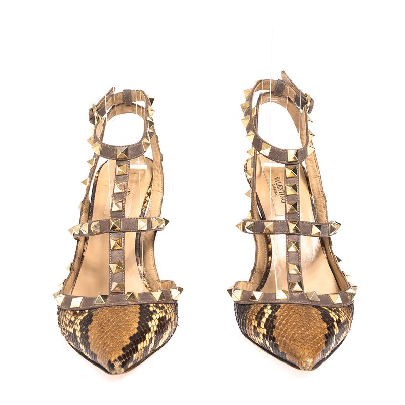 Scarpin-Valentino-Garavani-Rockstud-Python