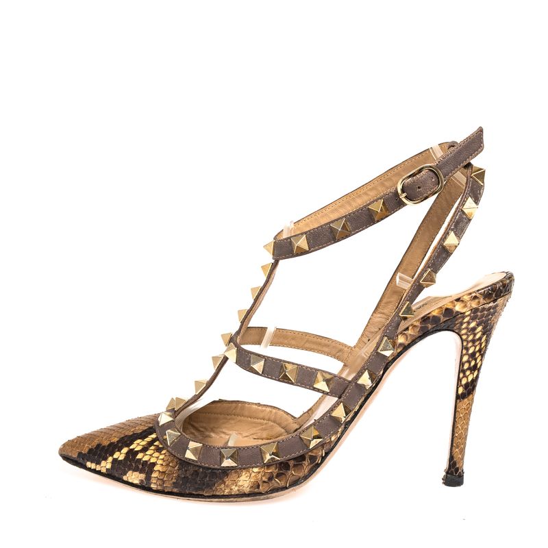 Scarpin-Valentino-Garavani-Rockstud-Python