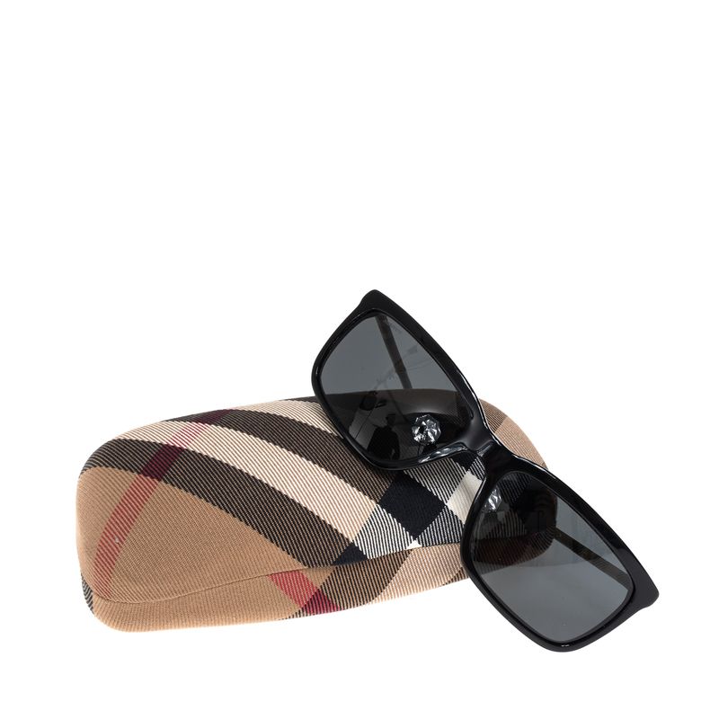 Oculos-Burberry-B-4137-Xadrez-e-Preto