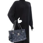 Bolsa-Chanel-Ultra-Stitch-Chain-Tote-Lambskin-Marinho