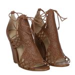 Sandalia-Alexandre-Birman-Anabela-Trancada-Bege