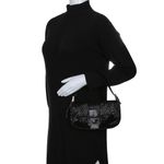 Bolsa-Fendi-Baguette-Bordada-Preta-
