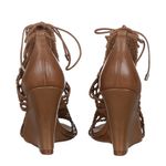 Sandalia-Alexandre-Birman-Anabela-Trancada-Bege