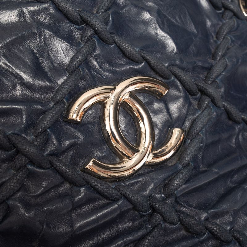 Bolsa-Chanel-Ultra-Stitch-Chain-Tote-Lambskin-Marinho