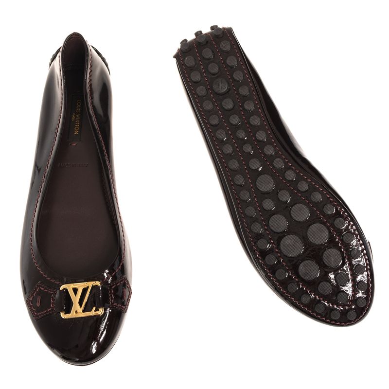 Sapatilha-Louis-Vuitton-Logo-Verniz-Vinho