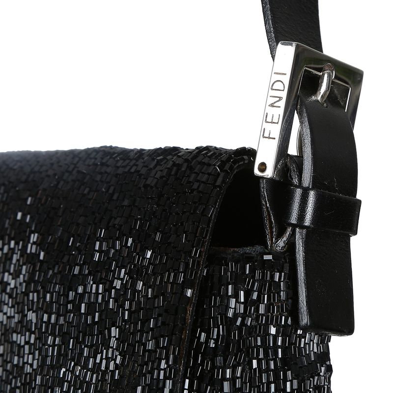 Bolsa-Fendi-Baguette-Bordada-Preta-