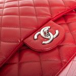 Bolsa-Chanel-Classic-Double-Flap-Maxi-Caviar-Vermelha