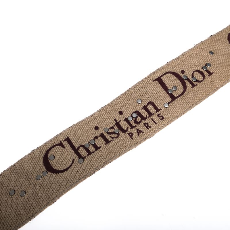 Alca-Christian-Dior-Aplicacoes-Vermelha