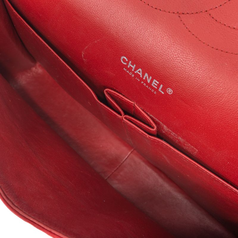 Bolsa-Chanel-Classic-Double-Flap-Maxi-Caviar-Vermelha