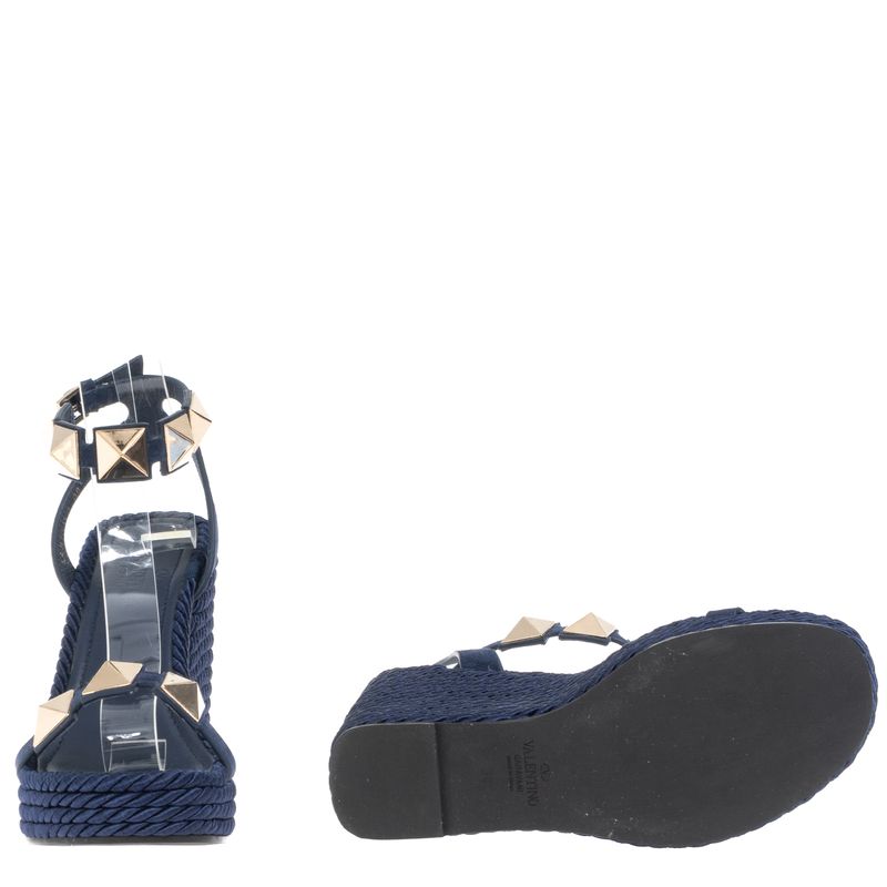 Sandalia-Valentino-Garavani-Anabela-Rockstud-Azul
