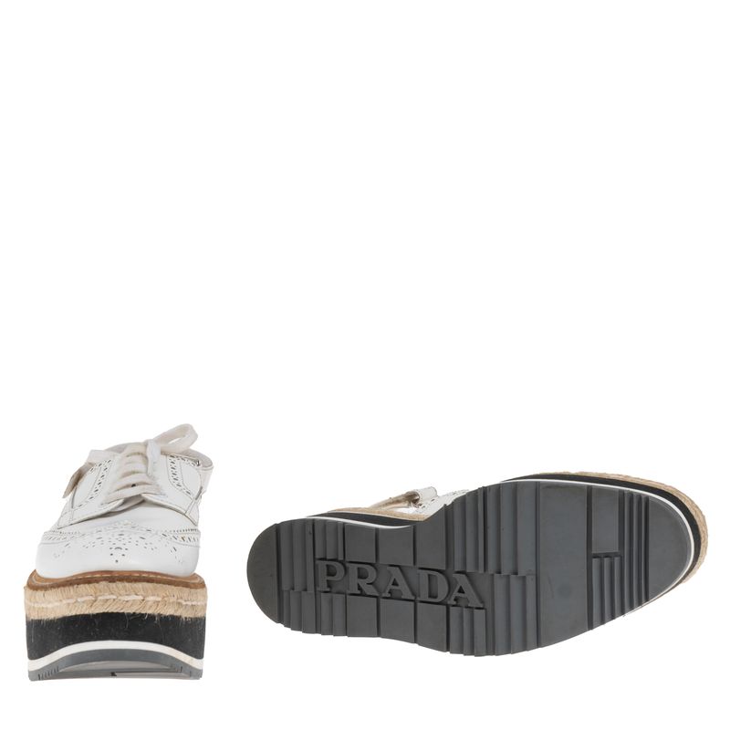 Sapato-Prada-Wing-tip-Slingback-Oxford-Branco