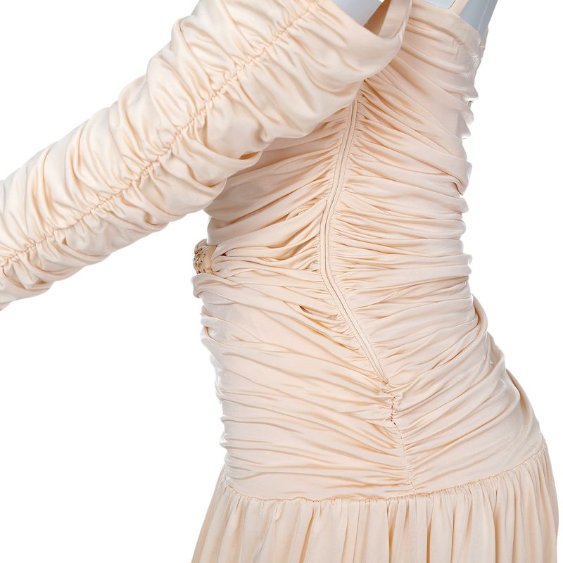 Vestido-Cris-Barros-Recortes-Rosa