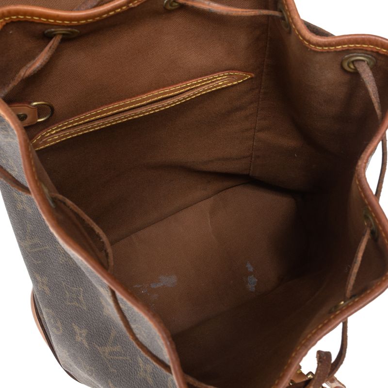 Mochila-Louis-Vuitton-Montsouris-Monogram