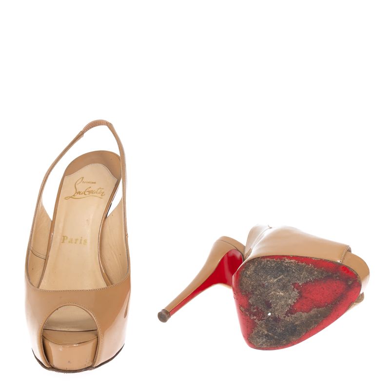 76621-Peep-Toe-Christian-Louboutin-Verniz-Bege-5