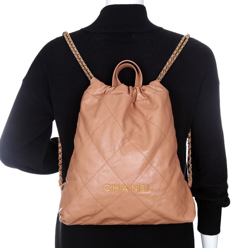 Bolsa-Chanel-22-Mochila-Marrom