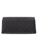 Clutch-Chanel-Flap-CC-Beauty-