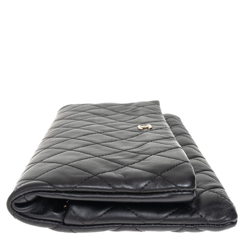 Clutch-Chanel-Flap-CC-Beauty-