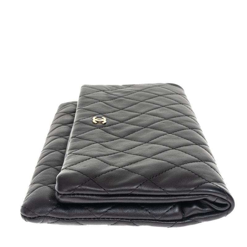 Clutch-Chanel-Flap-CC-Beauty-