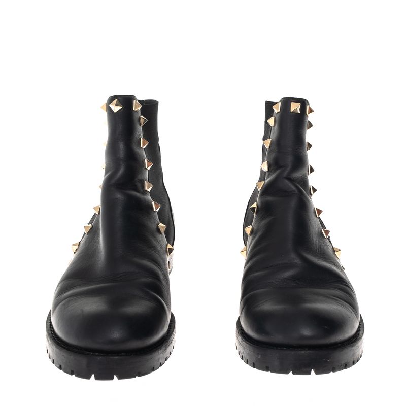Bota-Chelsea-Valentino-Garavani-Rockstud-Preta