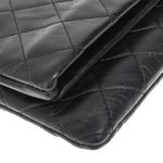 Clutch-Chanel-Flap-CC-Beauty-