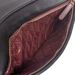 Clutch-Chanel-Flap-CC-Beauty-