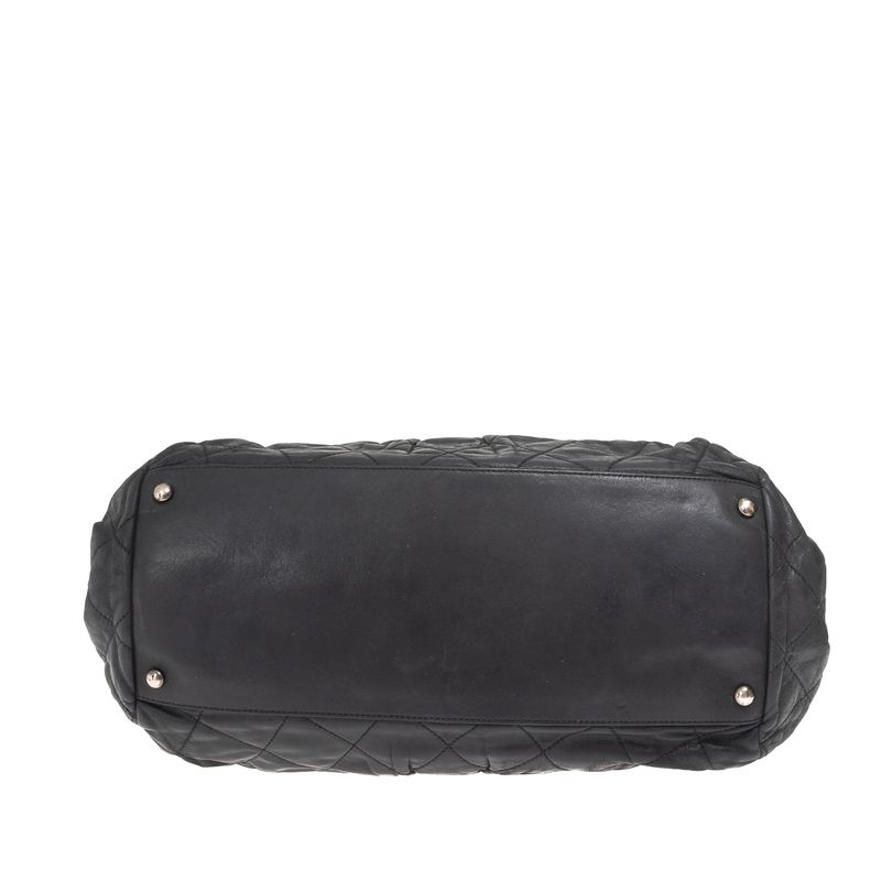 Bolsa-Chanel-Chic-Quilt-Bowling-Couro-Preta